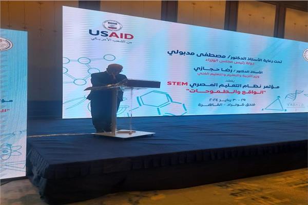 الدكتور رضا حجازى وزير التربية والتعليم والتعليم الفنى