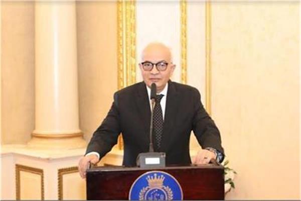  وزير التعليم  رضا حجازي 