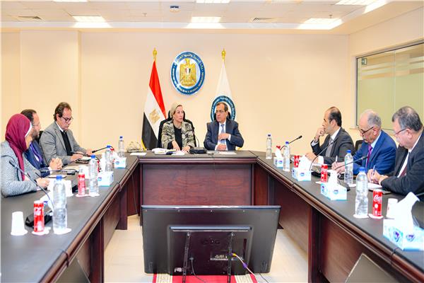  الدكتورة ياسمين فؤاد  والمهندس طارق الملا 