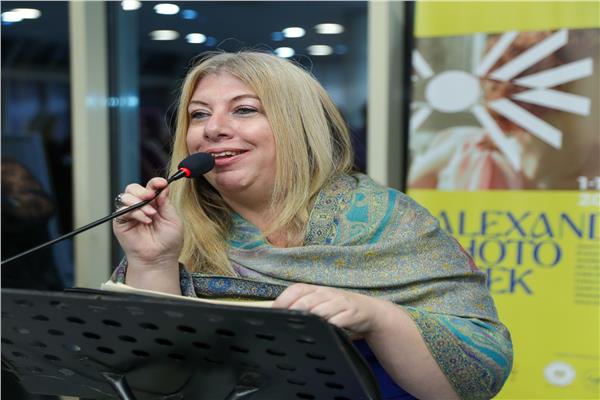  أيرين تارويت الملحق الثقافي بالسفارة الأمريكية