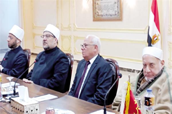  د. محمد مختار جمعة وزير الأوقاف والمحافظ اللواء عادل الغضبان مسابقة بورسعيد العالمية للقرآن الكريم