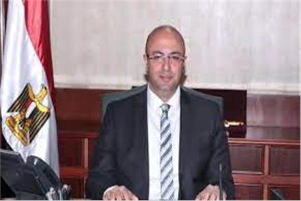 الدكتور محمد هاني غنيم محافظ بني سويف