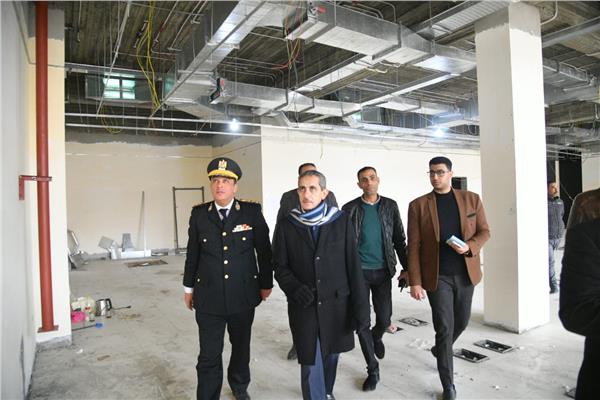 الدكتور طارق رحمي محافظ الغربية خلال جولات ميدانية