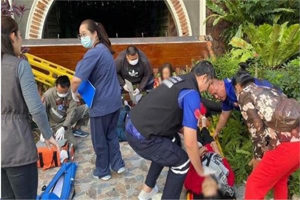 بسبب سيلفي مشاهد مخيفة لانهيار بلكونة 