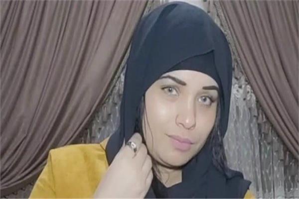 البلوجر المتهمه  "نبوية أنوش 