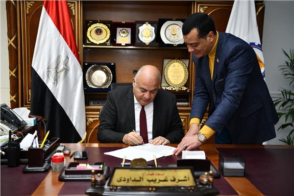 محافظ قنا يعتمد نتيجة الشهادة الأعدادية