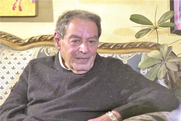 الصحفى والفنان التشكيلى الكبير مجدى نجيب،