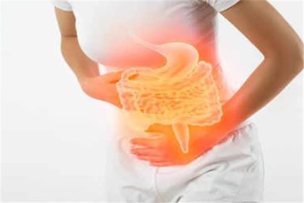 التخلص من إزالة السموم وتخفيف الإمساك