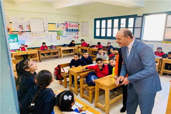 انتظام الدراسه بمدارس الإسكندرية 