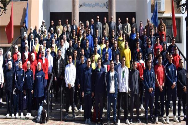 طلاب جامعة العريش