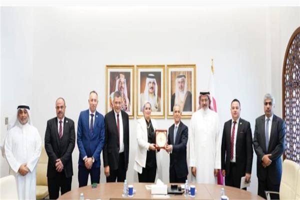 البرلمان البحريني يستقبل وكيلة القوي العاملة بالنواب