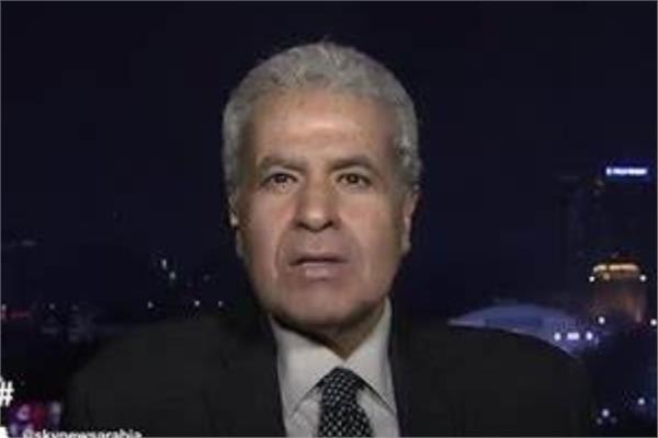 الكاتب الصحفي أشرف العشري