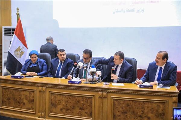 وزير الصحة أثناء القرعة العلنية