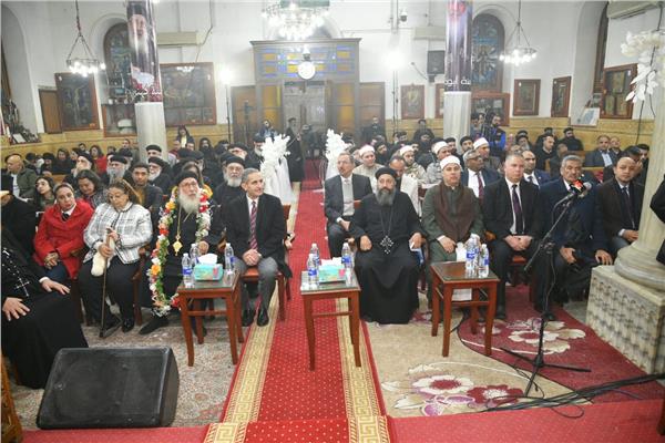 محافظ الغربية يشارك في احتفالية اليوبيل الذهبي لسيامة القمص أبانوب لويس