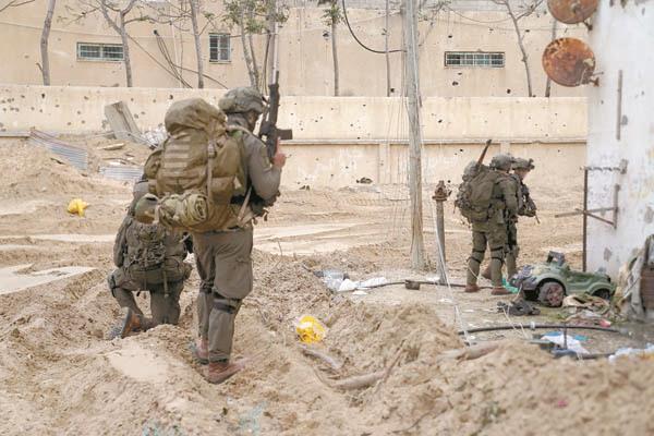 جنود الاحتلال خلال العملية البرية في غزة