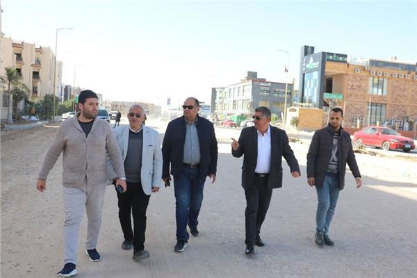 رئيس جهاز السادات يتفقد مشروعات الإسكان 