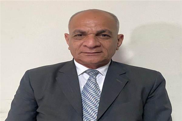 كمال حسنين رئيس حزب الريادة