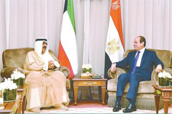 الشيخ مشعل الأحمد والرئيس عبد الفتاح السيسي.. لقاءات مستمرة لتعزيز التعاون الثنائي