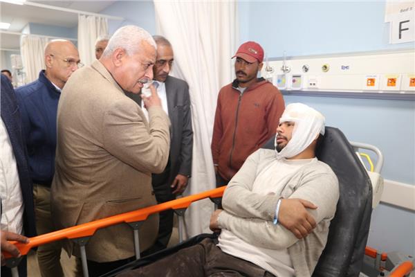 اللواء عبدالمجيد صقر محافظ السويس