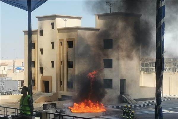 جانب من عرض عمليات لانقاذ خلال الفاعلية