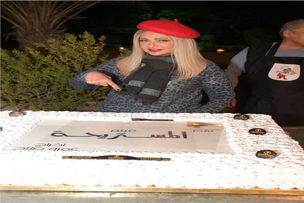 فريق عمل فيلم «المستريحة»