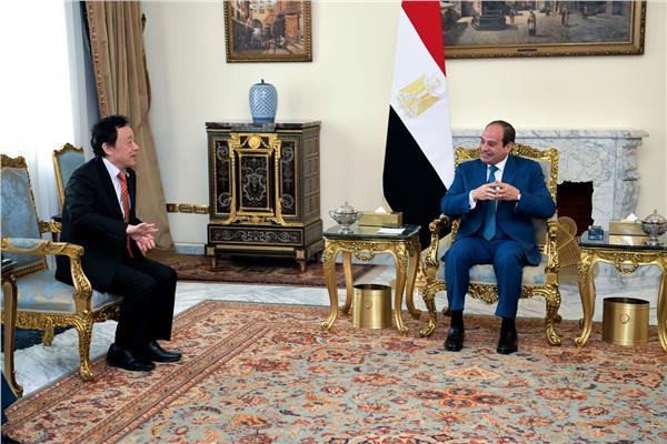 الرئيس السيسي يلتقي مدير عام منظمة الأغذية والزراعة للأمم المتحدة "الفاو" 