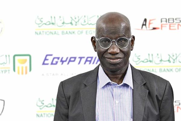 رئيس الاتحاد الإفريقي للسلاح