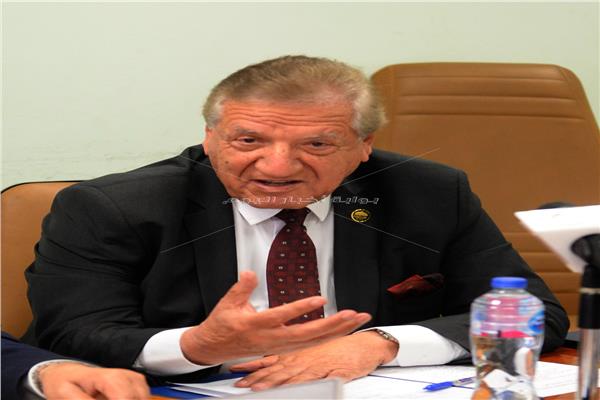الدكتور فخري الفقي رئيس لجنة الخطة والموازنة بمجلس النواب - تصوير ياسر مسلم
