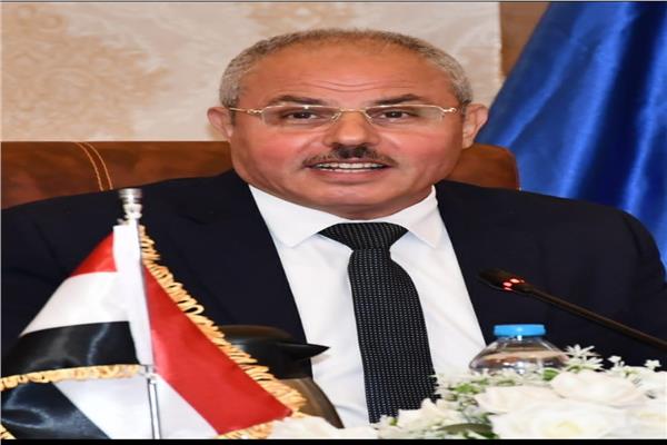 الدكتور ناصر مندور رئيس جامعة قناة السويس