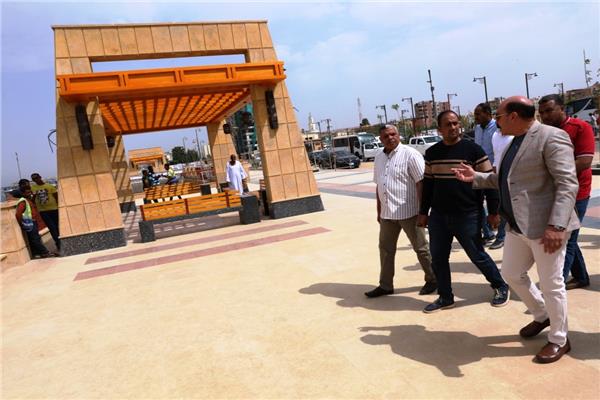  محافظ أسوان يشدد على نهو مشروع ممشى أهل مصر