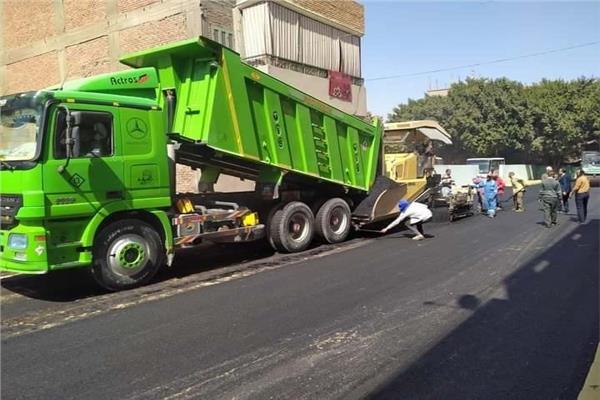  رصف وتأهيل عدد من الشوارع