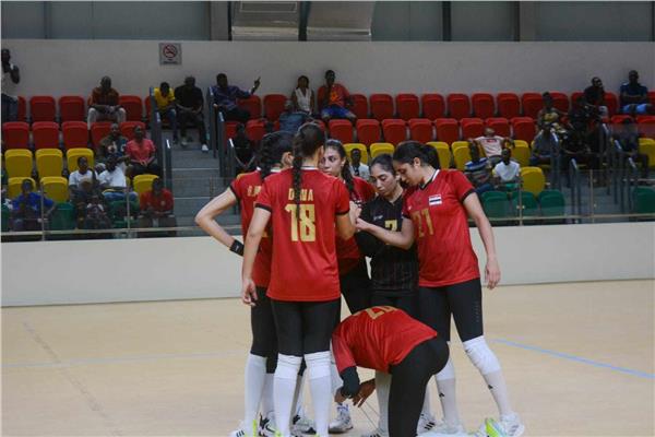 المنتخب الوطني الأول للكرة الطائرة للسيدات