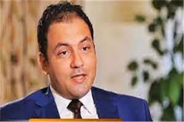 الدكتور رامي عاشور، أستاذ العلاقات الدولية