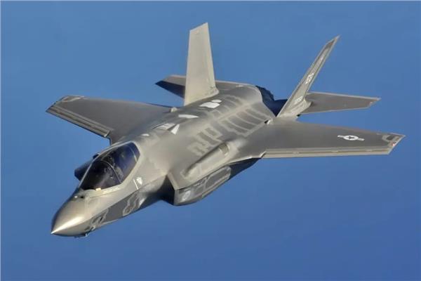 الطائرة F-35
