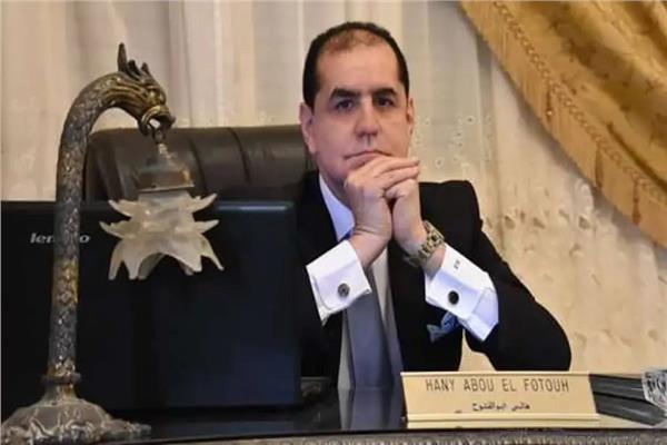هاني ابو الفتوح الخبير المصرفي