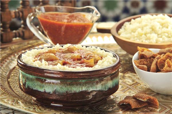 فتة الكوارع بالخل والثوم
