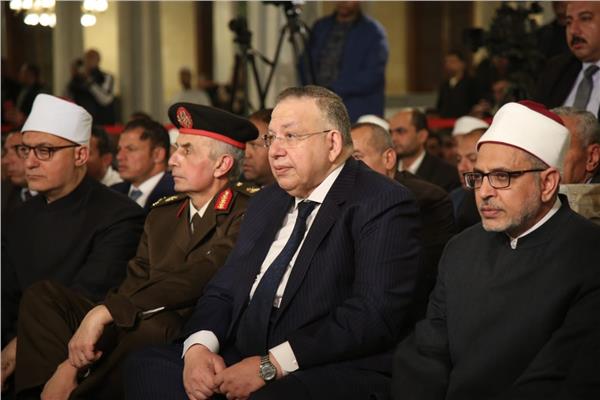 السيد محمود الشريف نقيب السادة الأشراف، أن انتصارات العاشر من رمضان