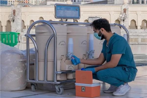 ماء زمزم.. عناية متواصلة على مر التاريخ