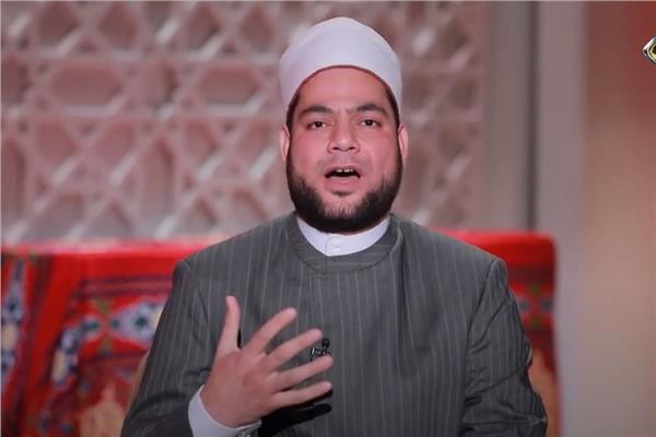 الدكتور مصطفى عبد السلام، إمام مسجد الإمام الحسين رضى الله عنه