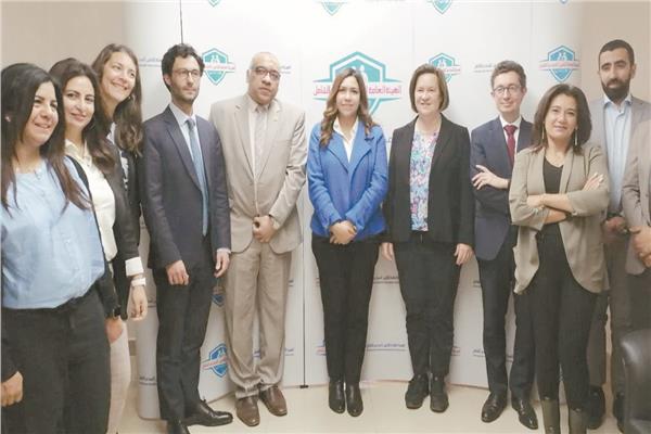 وفد وكالة التنمية الفرنسية خلال زيارته لفرع الهيئة العامة للتأمين الصحى الشامل بالإسماعيلية