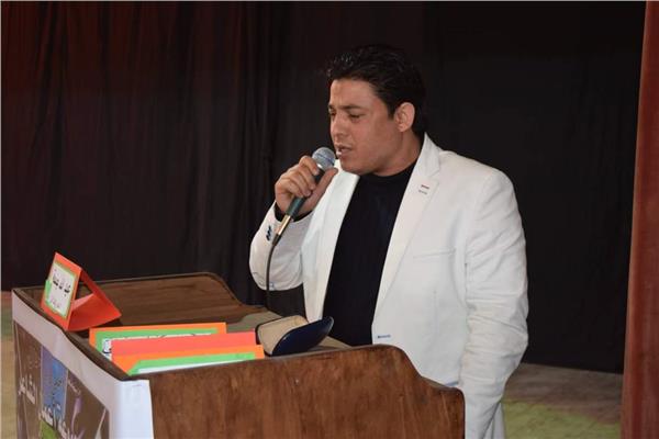 حسنى الشريري إمام وخطيب مسجد الأندلس والحجاز بالعجمي البيطاش