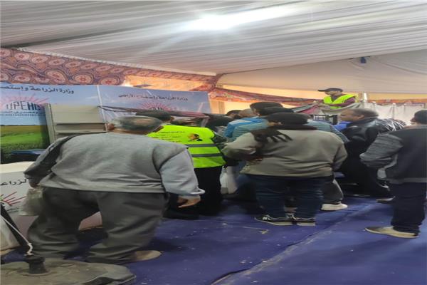 معرض خير مزارعنا لأهالينا