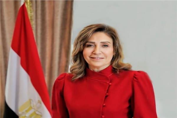  الدكتورة نيفين الكيلانى وزيرة الثقافة