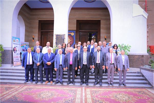 الدكتور القس أندريه زكي رئيس الطائفة الإنجيلية بمصر