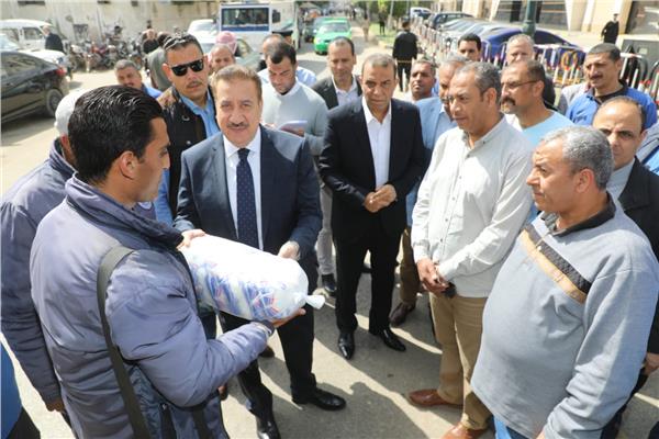 اللواء إبراهيم أبوليمون محافظ المنوفية خلال جولة تفقدية
