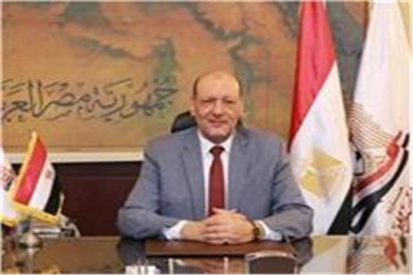 المستشار حسين أبو العطا، رئيس حزب ”المصريين“