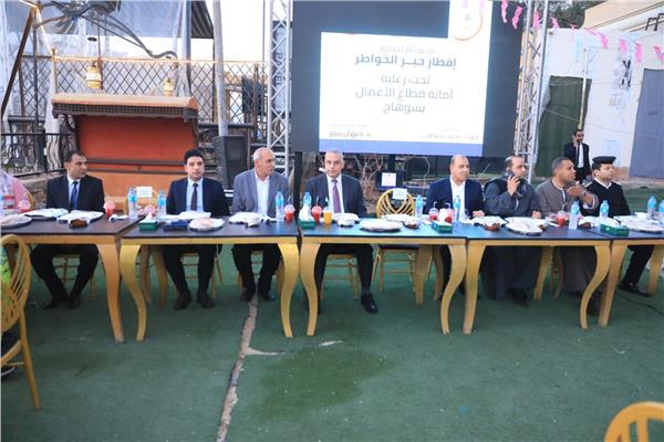 اللواء طارق الفقي محافظ سوهاج