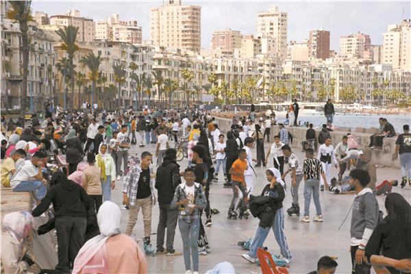 الكورنيش للاحتفال بعيد الفطر المبارك