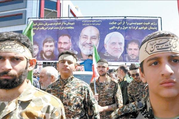 جنازة أعضاء الحرس الثورى.. جريمة إسرائيلية جديدة تشعل المنطقة