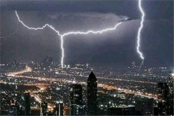  حالة جوية عنيفة